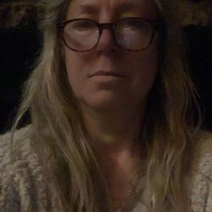 Meet your Posher, Pam